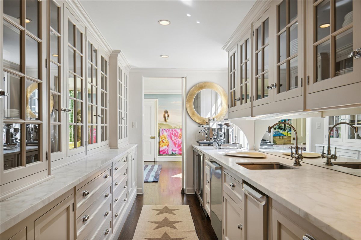 1320 Elm Tree Road Lake Forest, IL 60045 - Photo 17 of 52