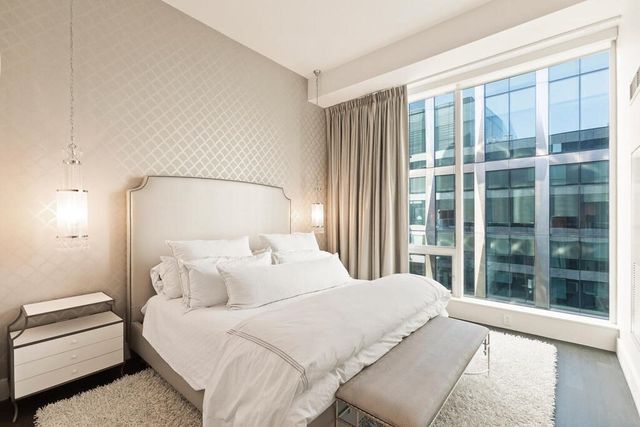 $2,560,000 | 50 Liberty Drive, Unit PH1J, Boston, MA 02210