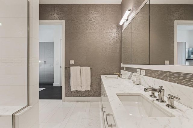 $2,560,000 | 50 Liberty Drive, Unit PH1J, Boston, MA 02210