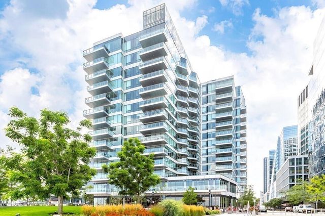 $2,560,000 | 50 Liberty Drive, Unit PH1J, Boston, MA 02210