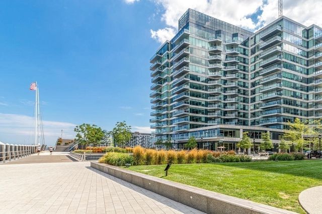 $2,560,000 | 50 Liberty Drive, Unit PH1J, Boston, MA 02210