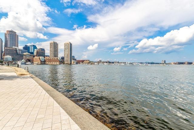 $2,560,000 | 50 Liberty Drive, Unit PH1J, Boston, MA 02210