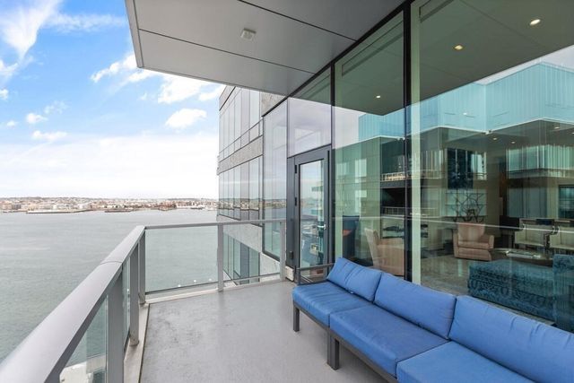 $2,560,000 | 50 Liberty Drive, Unit PH1J, Boston, MA 02210