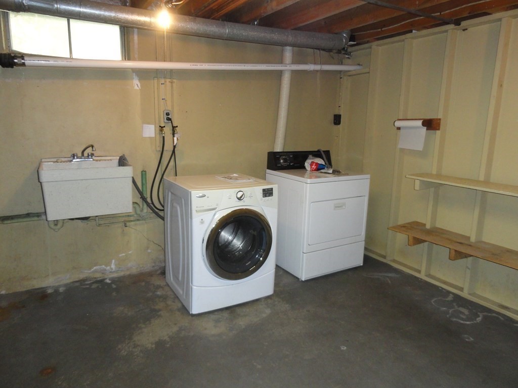 88 Charlton Road Dudley, MA 01571 - Photo 31 of 40 a utility room with dryer and washer