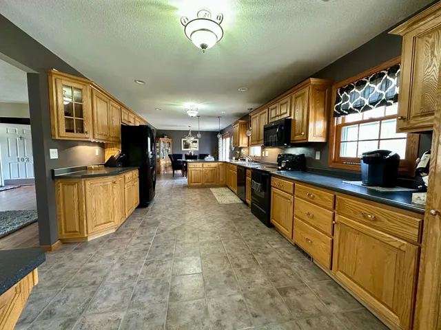 $289,000 | 102 Colony Drive, Karlstad, MN 56732