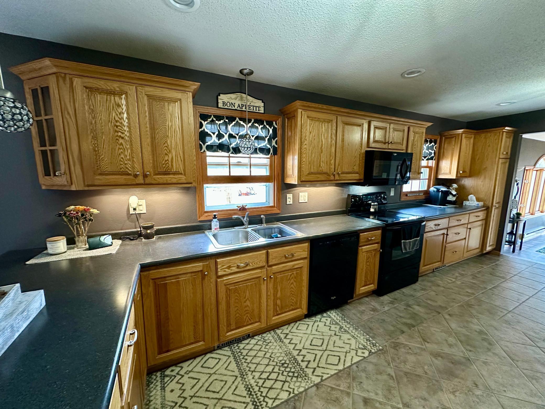 102 Colony Drive Karlstad, MN 56732 - Photo 18 of 42