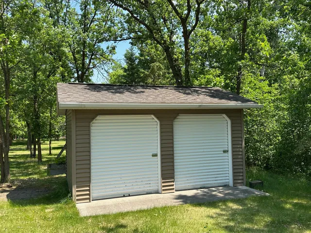 $289,000 | 102 Colony Drive, Karlstad, MN 56732