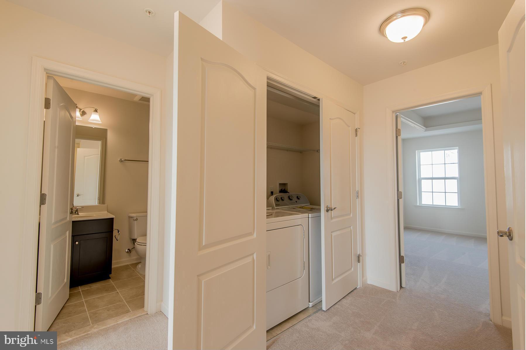 8843 Delegge Road Rosedale, MD 21237 - Photo 17 of 27 Upper Landing & Laundry