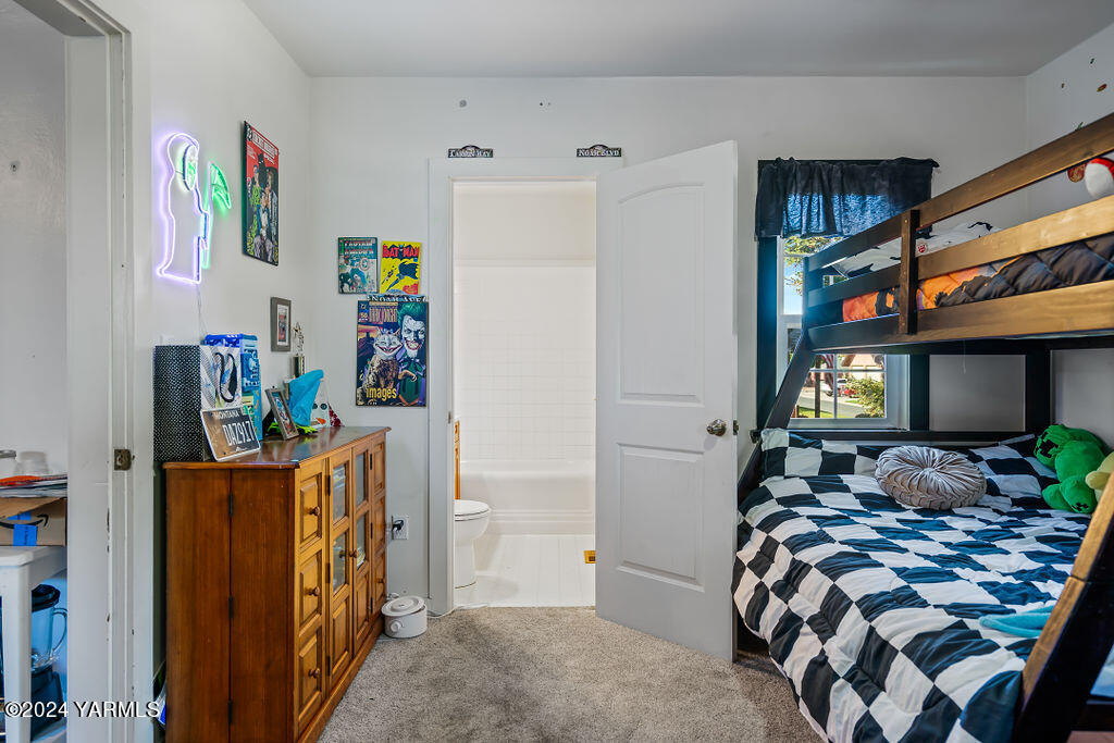 2410 Barge Street Yakima, WA 98902 - Photo 11 of 22 2410BargeSt-16