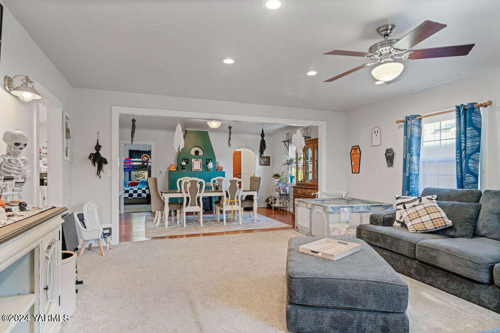 2410 Barge Street Yakima, WA 98902 - Photo 6 of 22 2410BargeSt-10