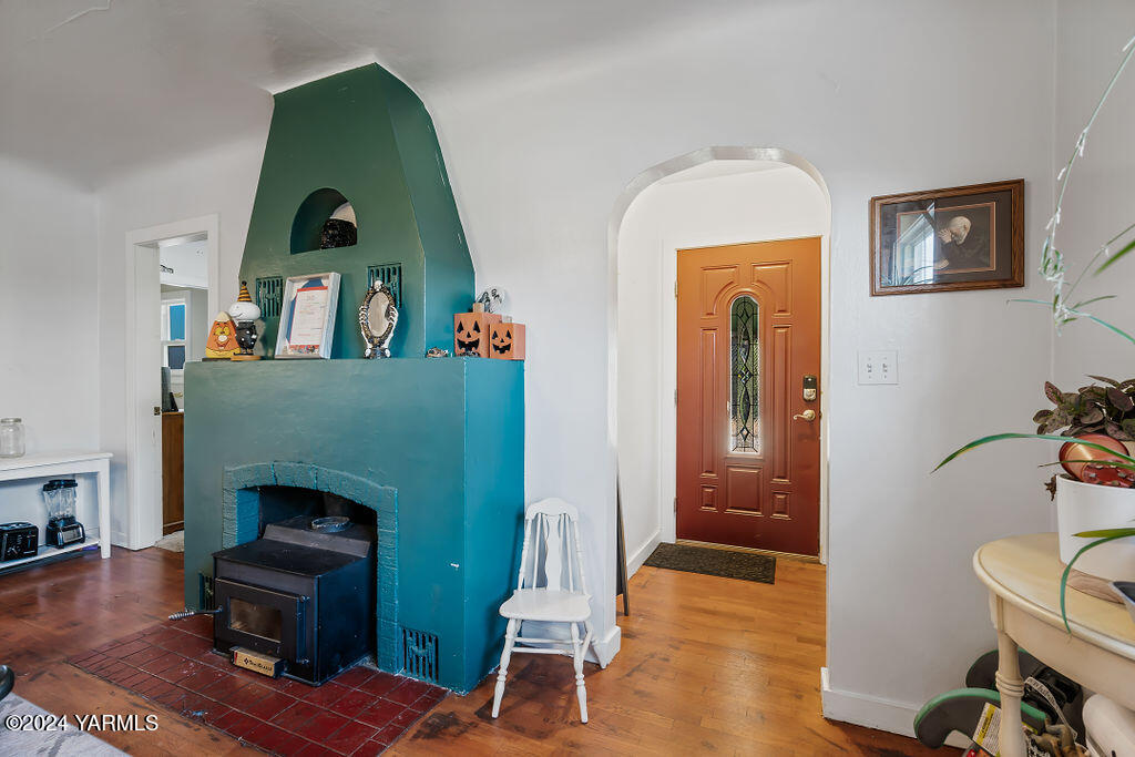 2410 Barge Street Yakima, WA 98902 - Photo 10 of 22 2410BargeSt-5