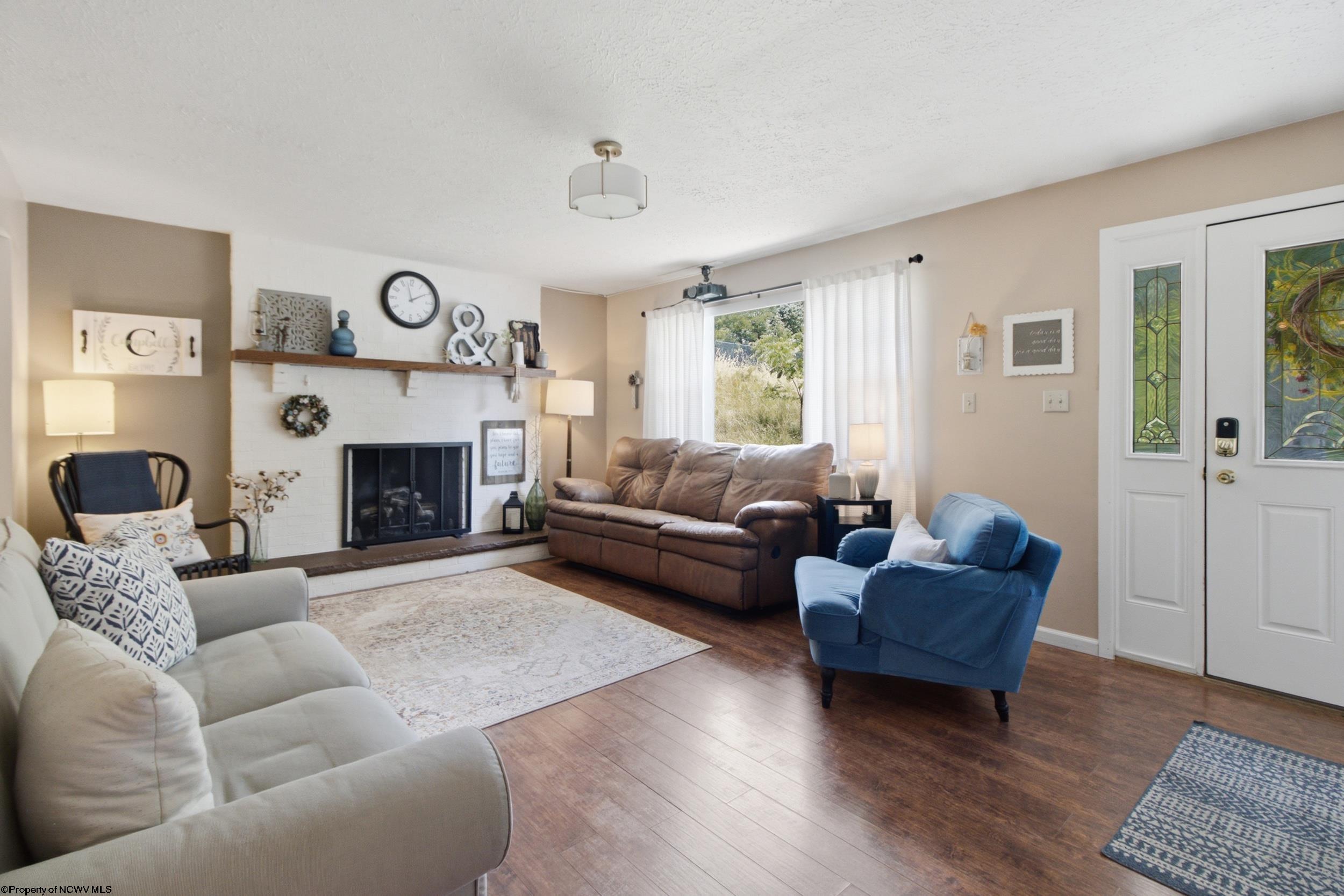 1541 Maple Lake Road Bridgeport, WV 26330 - Photo 4 of 43 Gallery Image 4