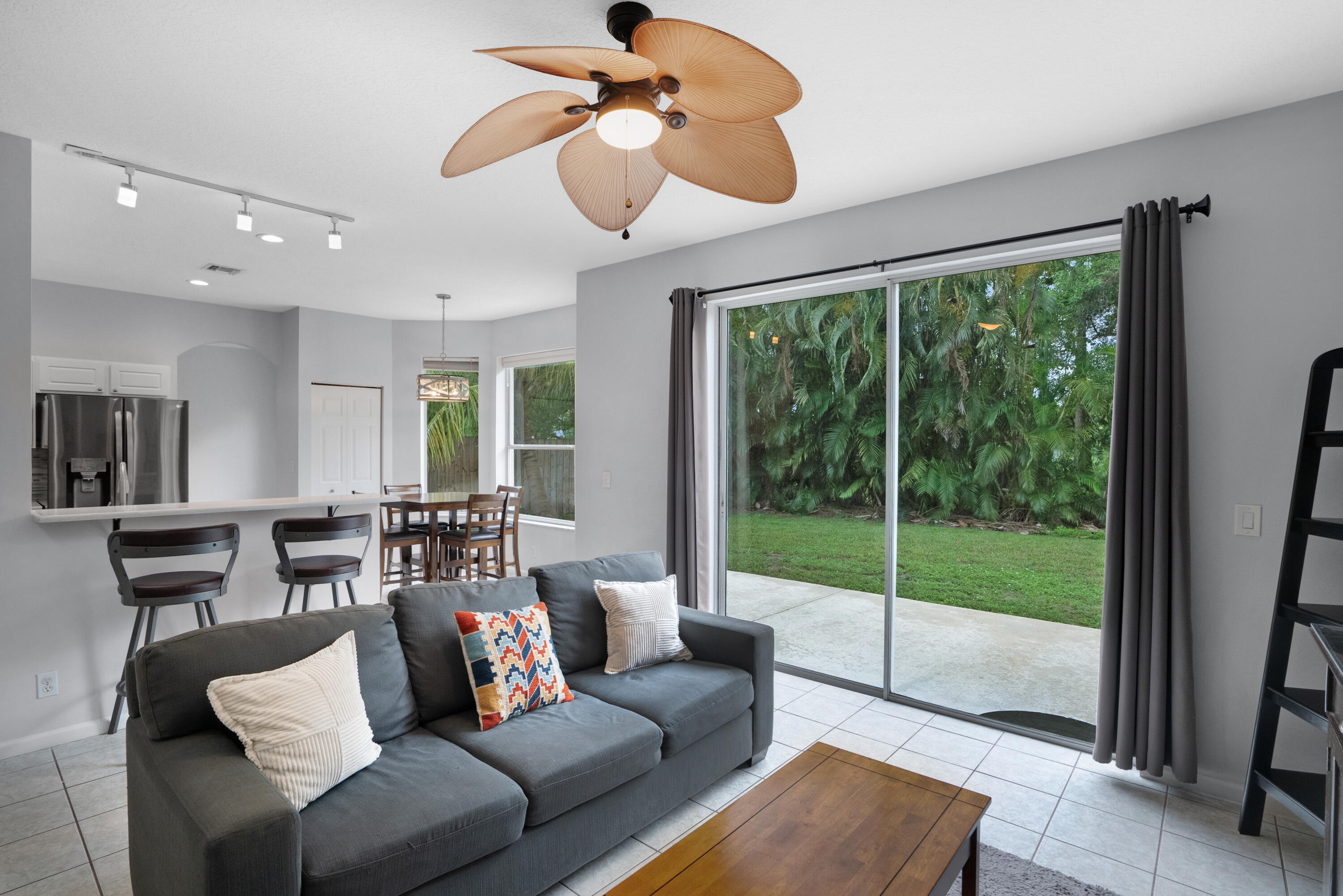 2444 Southeast Springtree Place Stuart, FL 34997 - Photo 14 of 30 DSC09254_5_6