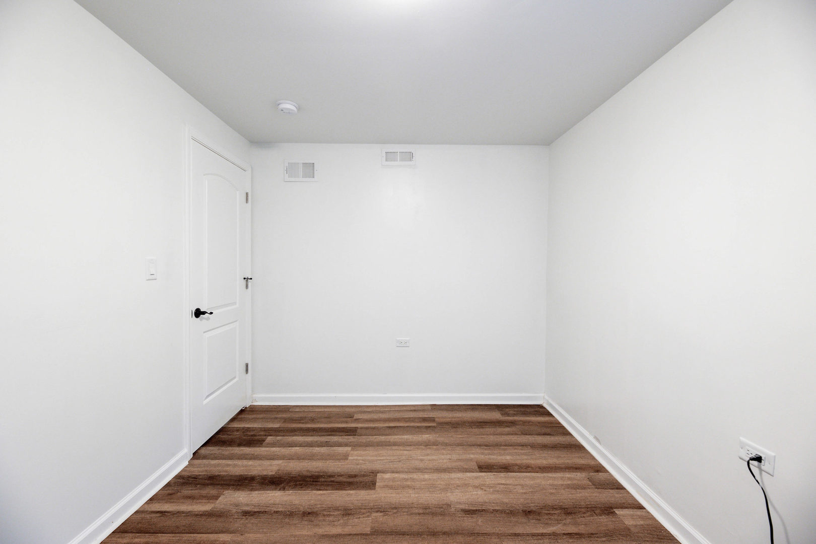 15331 Cherry Lane Markham, IL 60428 - Photo 19 of 23 a view of an empty room