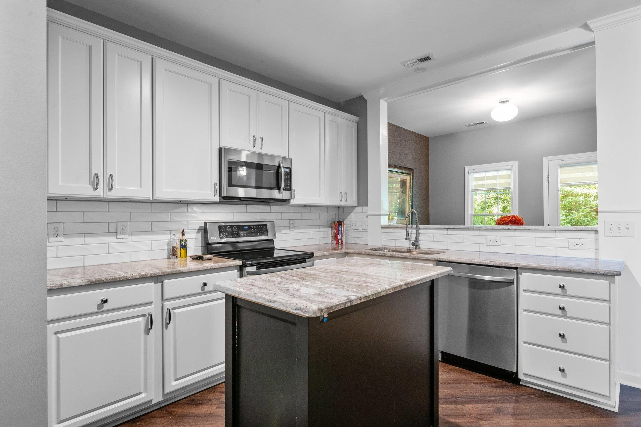 8211 Hempshire Place, Unit 103 Raleigh, NC 27613 - Photo 11 of 49 Photo 11