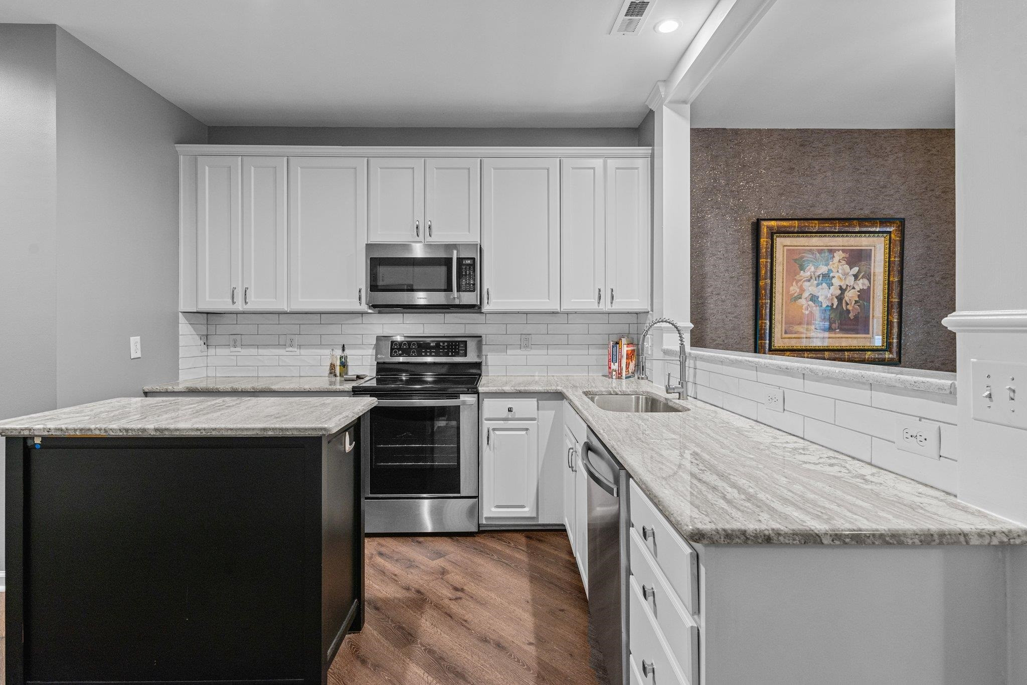 8211 Hempshire Place, Unit 103 Raleigh, NC 27613 - Photo 7 of 49 Photo 7