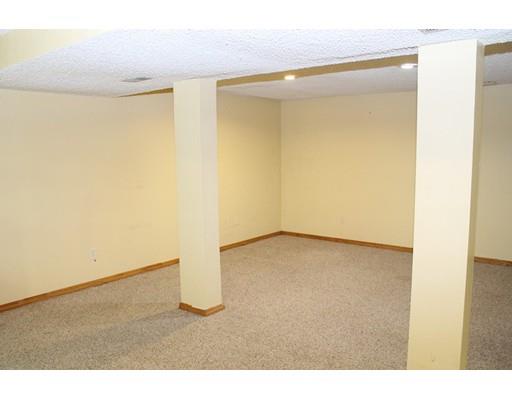 19 Stephanie Circle Springfield, MA 01129 - Photo 34 of 39