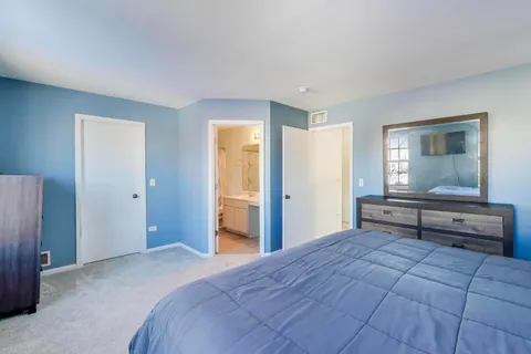 $249,900 | 3120 Hoffman Street, Plano, IL 60545