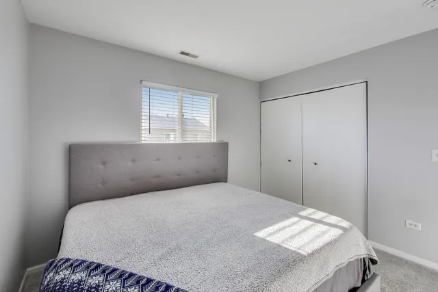 $249,900 | 3120 Hoffman Street, Plano, IL 60545