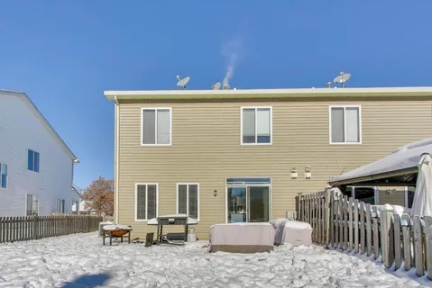 $249,900 | 3120 Hoffman Street, Plano, IL 60545