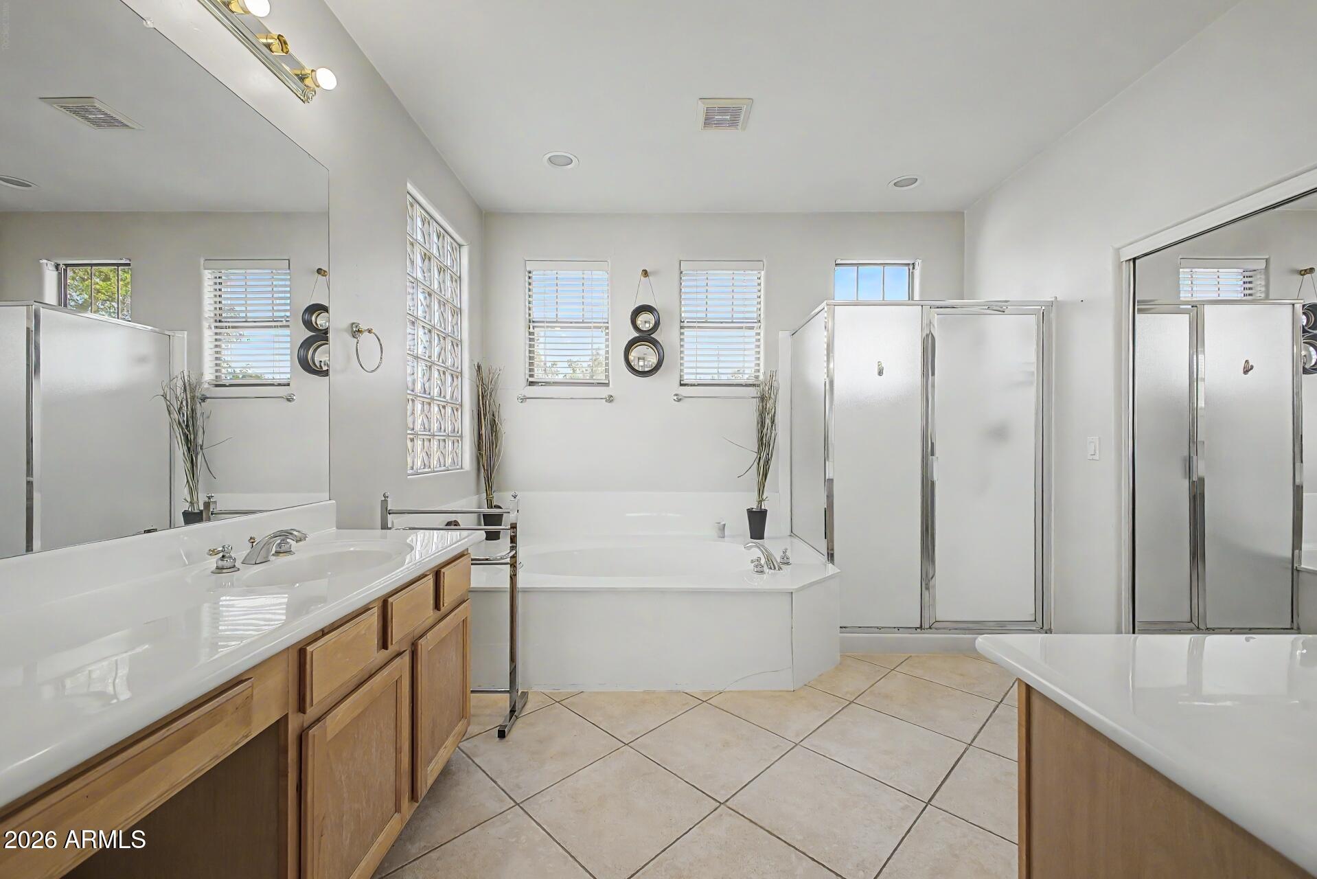 2524 East Fremont Road Phoenix, AZ 85042 - Photo 31 of 54