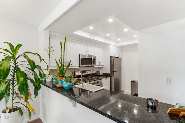 $545,000 | 15050 Sherman Way, Unit 190, Van Nuys, CA 91405