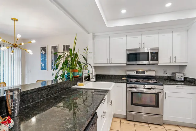 $545,000 | 15050 Sherman Way, Unit 190, Van Nuys, CA 91405