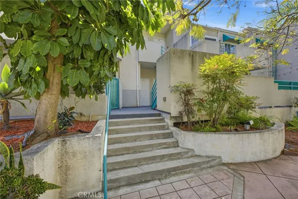 $429,999 | 434 East Spruce Avenue, Unit 100, Inglewood, CA 90301
