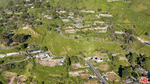 $1,899,000 | 20520 Pinnacle Way, Malibu, CA 90265