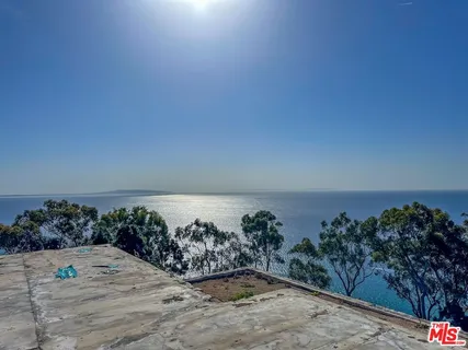 $1,899,000 | 20520 Pinnacle Way, Malibu, CA 90265