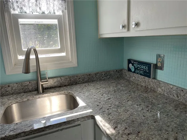 $225,000 | 271 Great Island Road, Narragansett, RI 02882