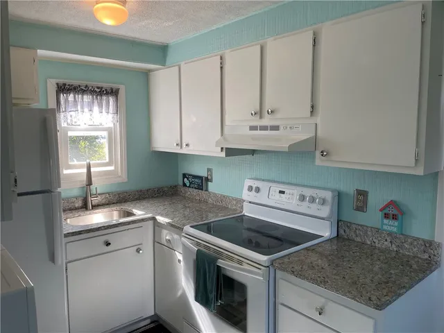 $225,000 | 271 Great Island Road, Narragansett, RI 02882