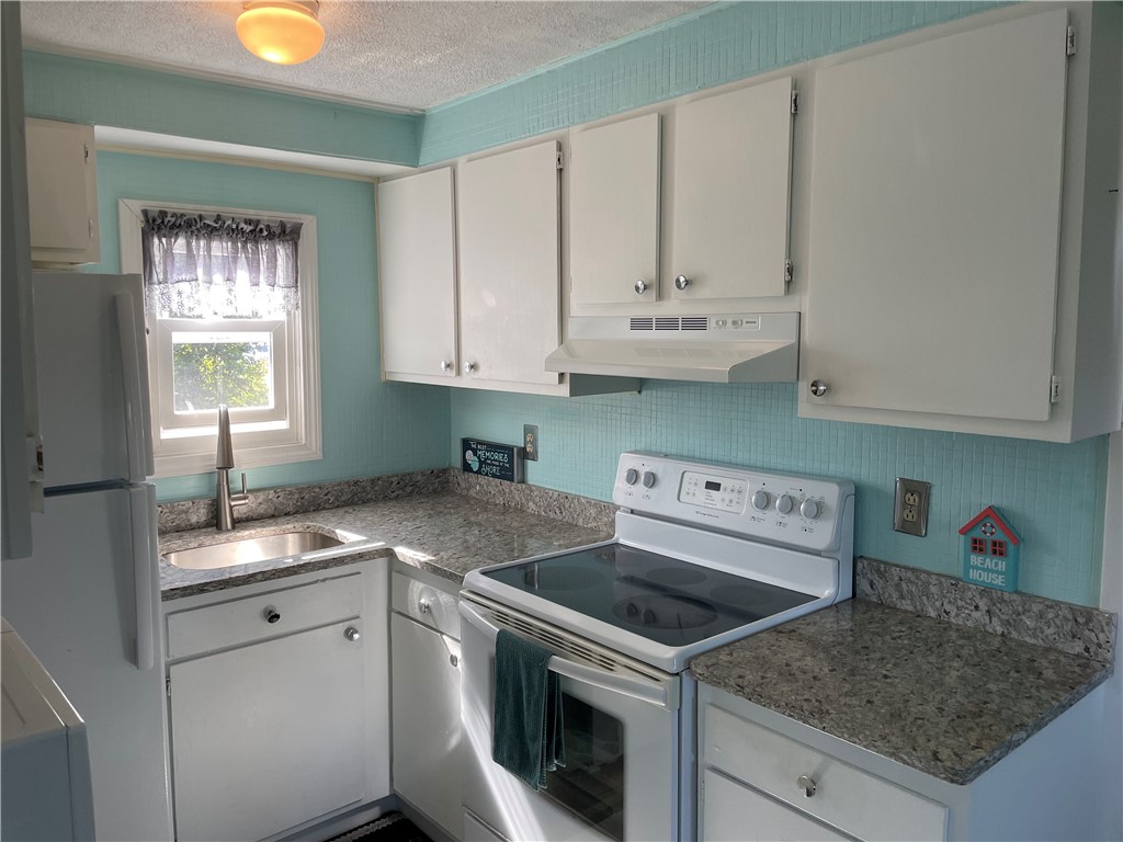 271 Great Island Road Narragansett, RI 02882 - Photo 15 of 20