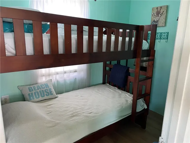 $225,000 | 271 Great Island Road, Narragansett, RI 02882