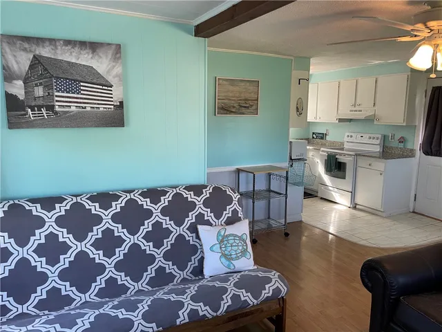 $225,000 | 271 Great Island Road, Narragansett, RI 02882