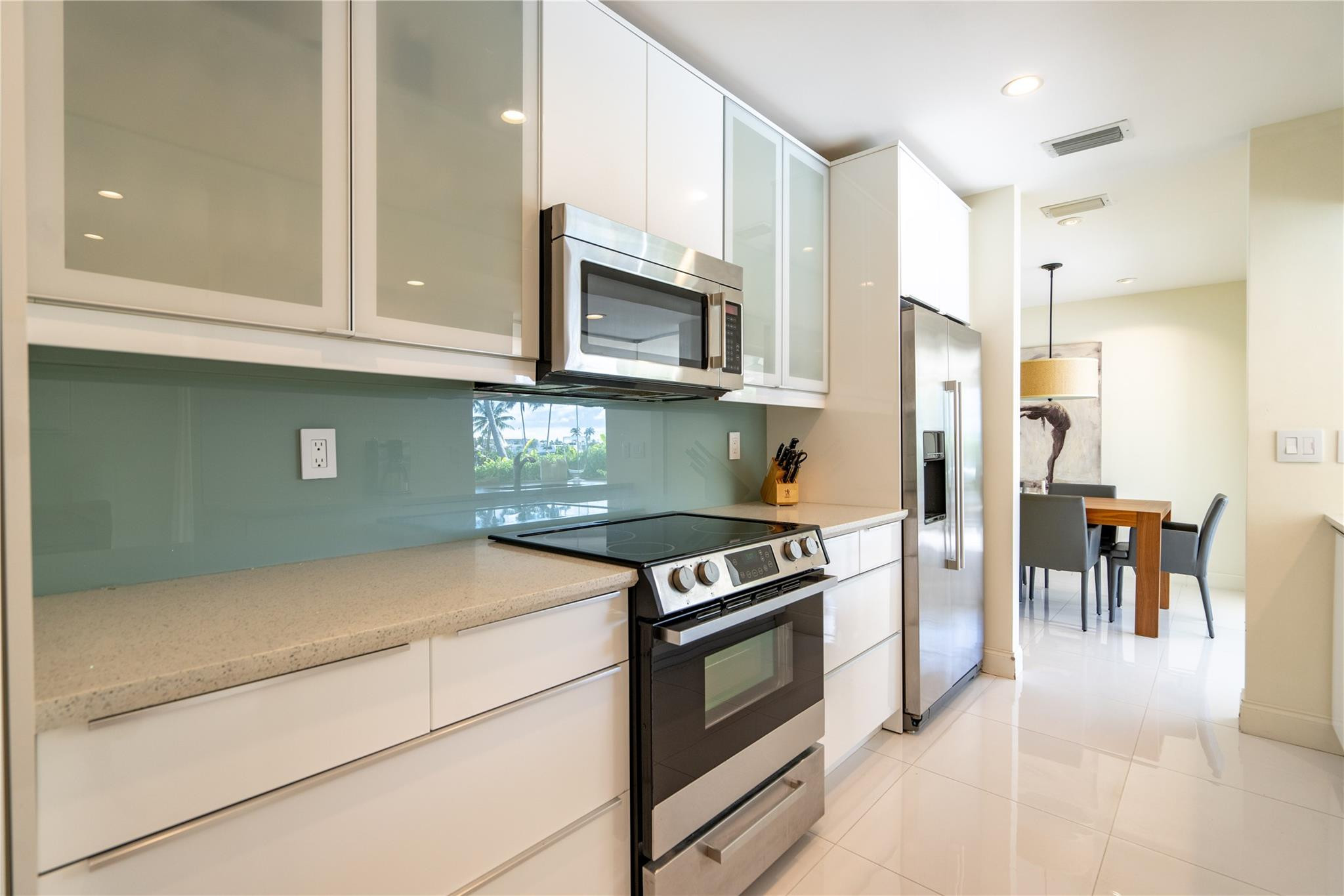 2762 Northeast 3rd Street Pompano Beach, FL 33062 - Photo 11 of 44 Photo 11