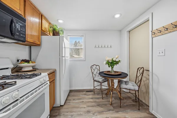 $110,000 | 910 North Mason Street, Bloomington, IL 61701