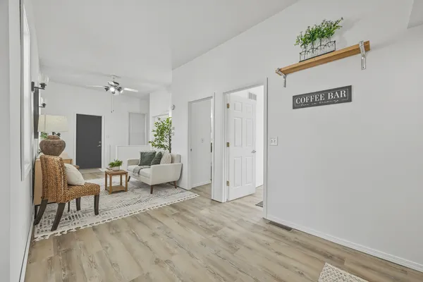 $110,000 | 910 North Mason Street, Bloomington, IL 61701