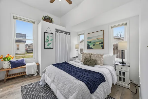 $110,000 | 910 North Mason Street, Bloomington, IL 61701