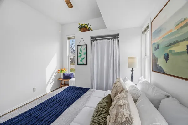 $110,000 | 910 North Mason Street, Bloomington, IL 61701