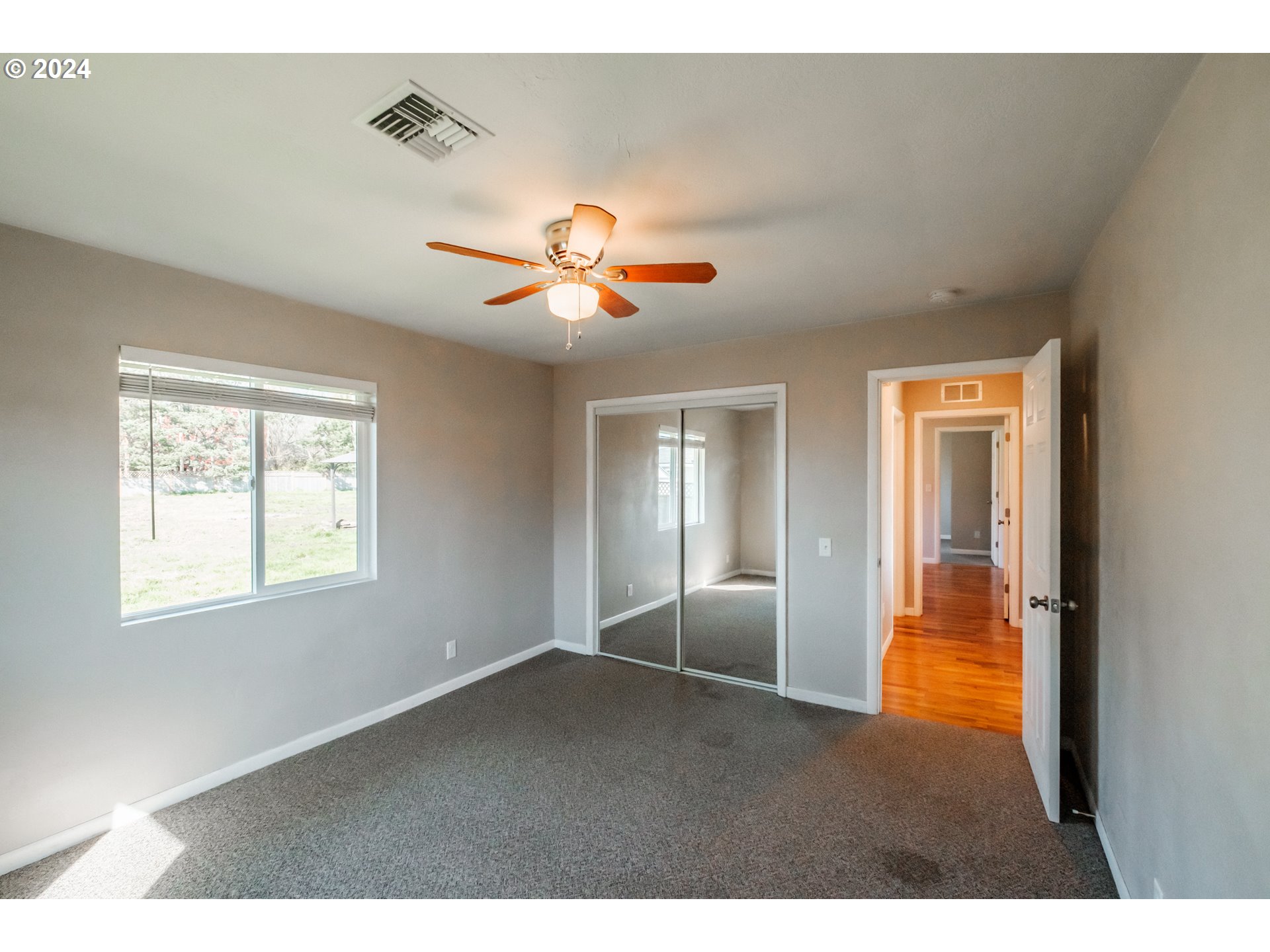 4715 Knox Butte Road East Albany, OR 97322 - Photo 13 of 30 a view of an empty room with a window