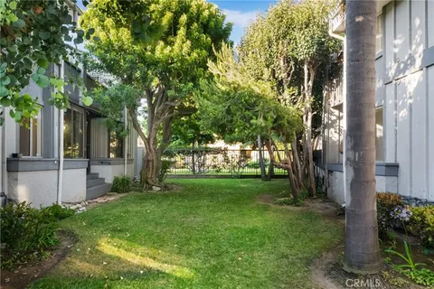 $549,000 | 16922 Pacific Coast Highway, Unit 102, Huntington Beach, CA 92649