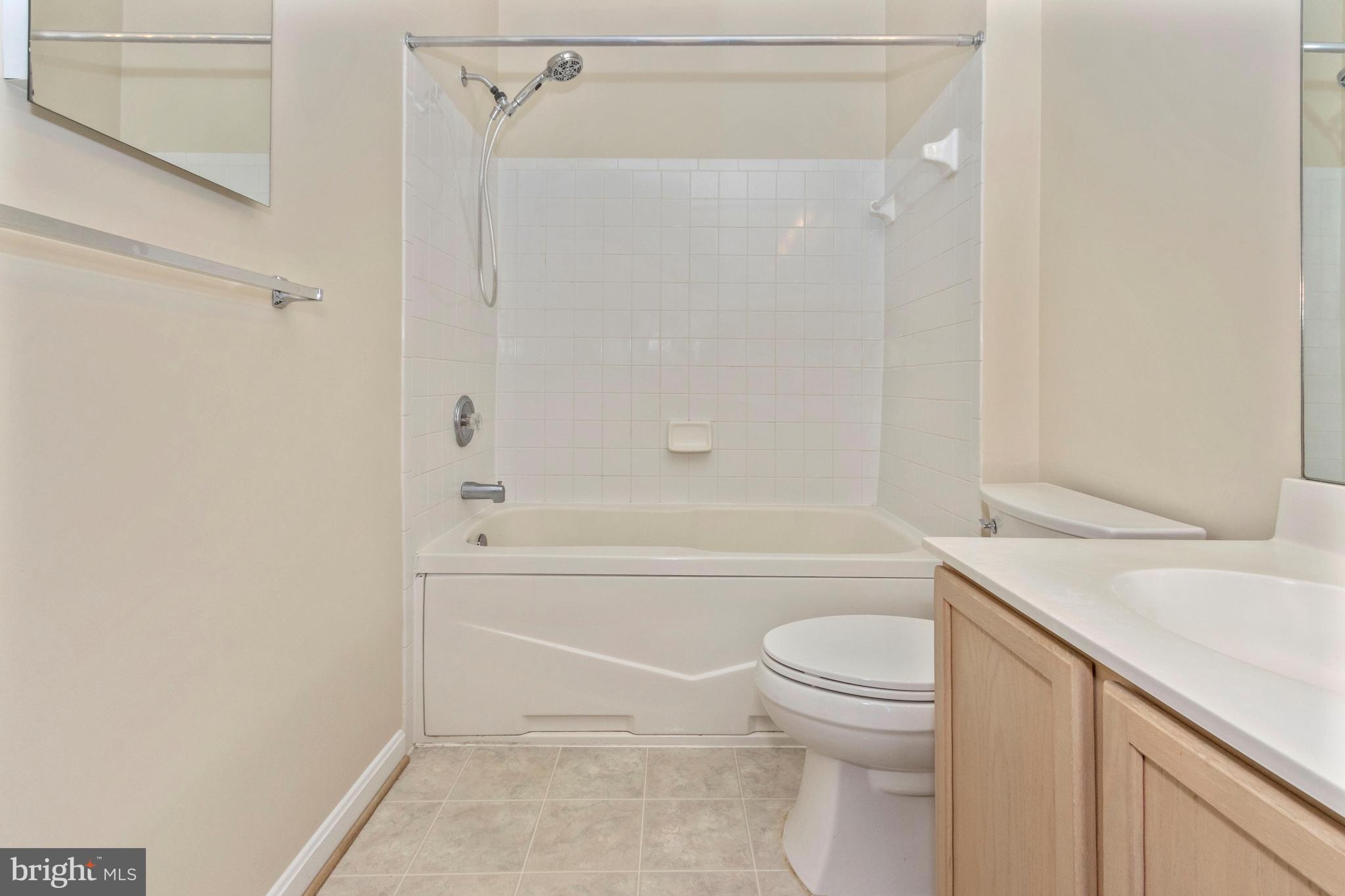 143 Heathfield Drive Frederick, MD 21702 - Photo 24 of 32 Primary Bathroom with jetted soaking tub!