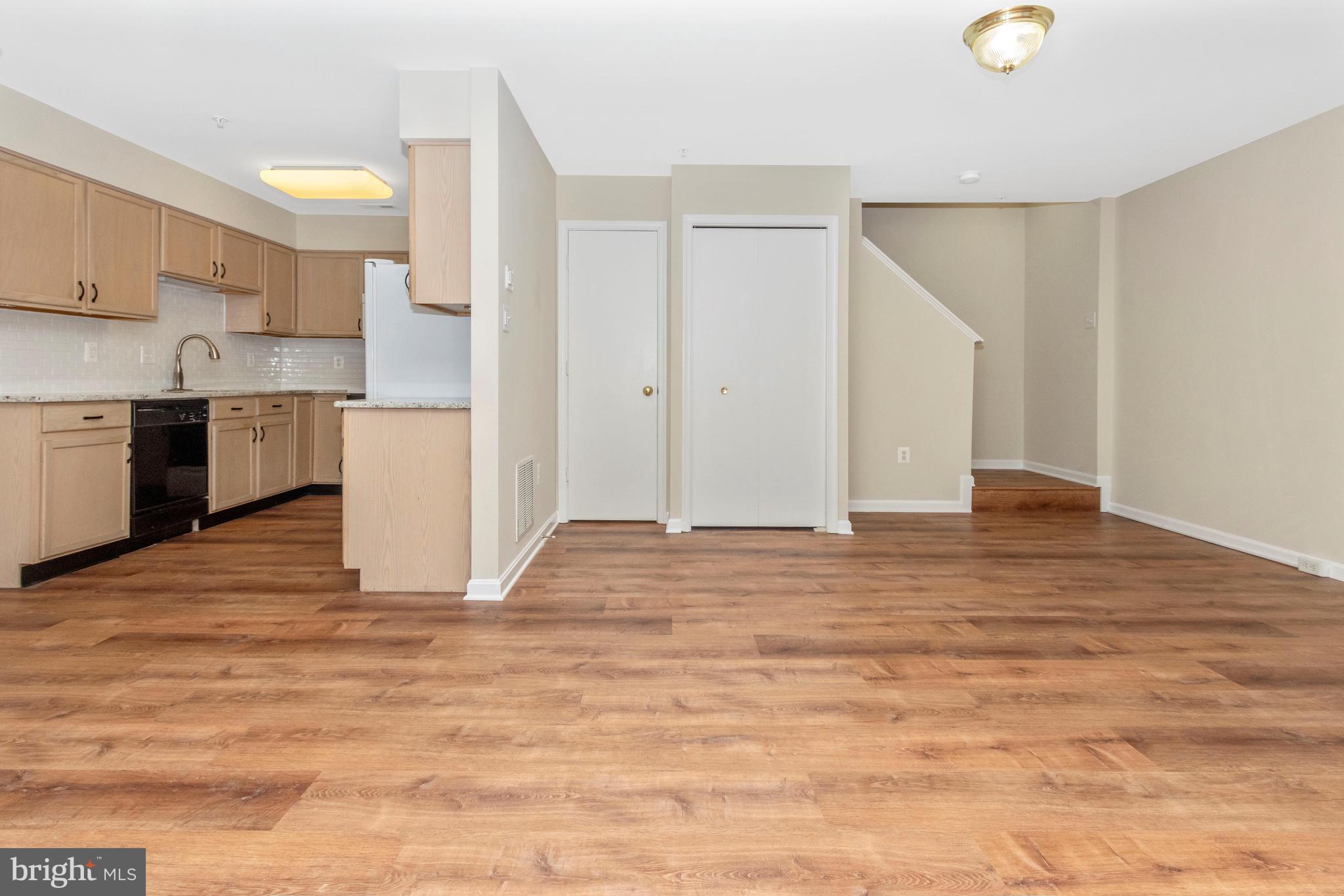 143 Heathfield Drive Frederick, MD 21702 - Photo 3 of 32 Main level view from Foyer.