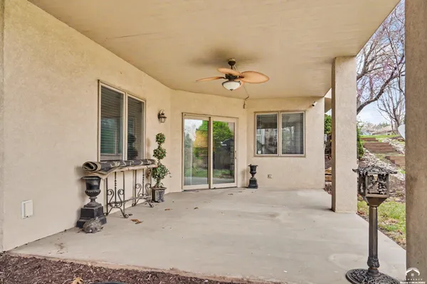 $624,900 | 5727 Villa Drive, Lawrence, KS 66047