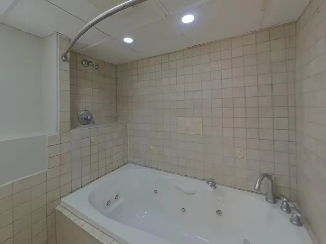 $3,269 | 2361 5th Street Northwest, New Brighton, MN 55112