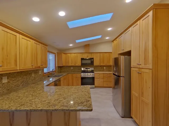 $3,269 | 2361 5th Street Northwest, New Brighton, MN 55112