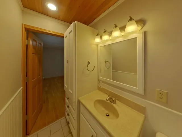 $3,269 | 2361 5th Street Northwest, New Brighton, MN 55112