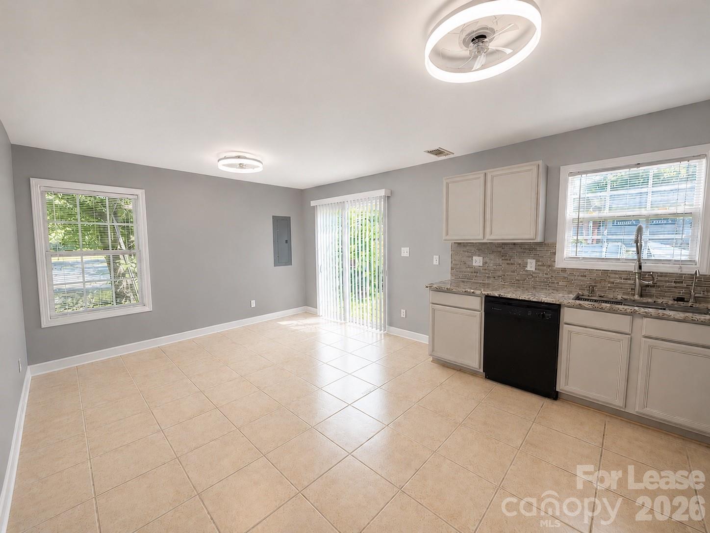 4653 Perkins Road Charlotte, NC 28269 - Photo 10 of 16 Gallery Image 10