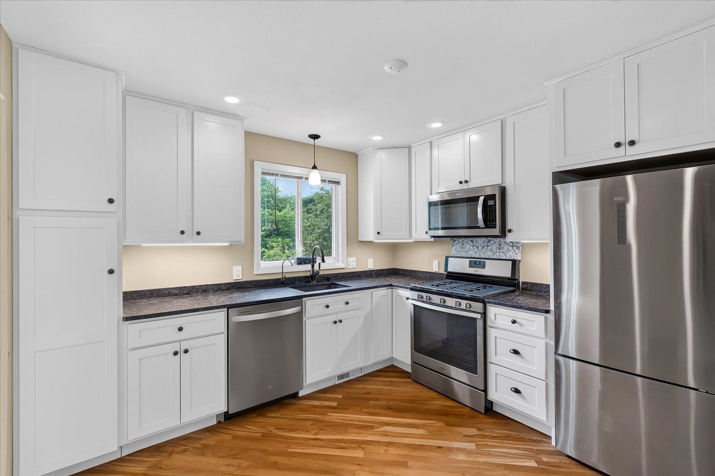 1401 Frisch Road Madison, WI 53711 - Photo 23 of 41
